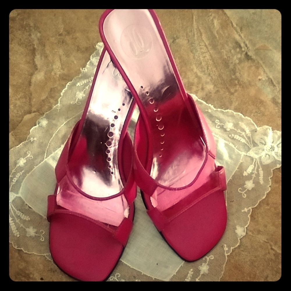 Pink Donna Lawrence plastic and leather like heels